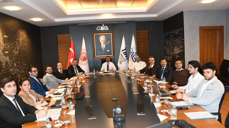 Güneydoğulu Hububatçılar Dubai'ye çıkarma yapacak