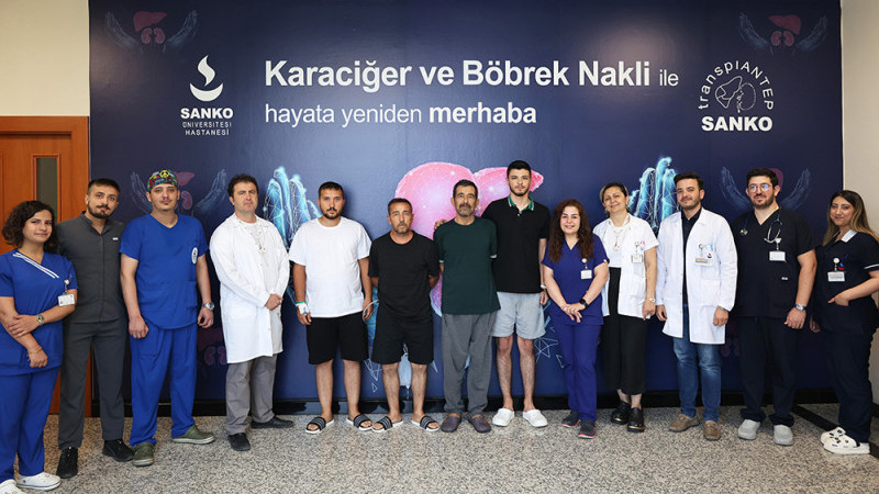 BABALAR GÜNÜNDE BABALARINA BÖBREKLERİNİ BAĞIŞLADILAR