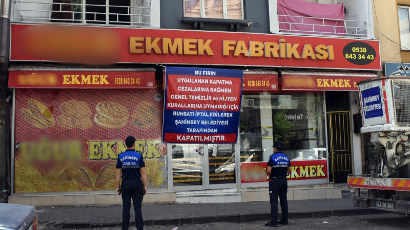 Şahinbey Belediyesi mühürledi