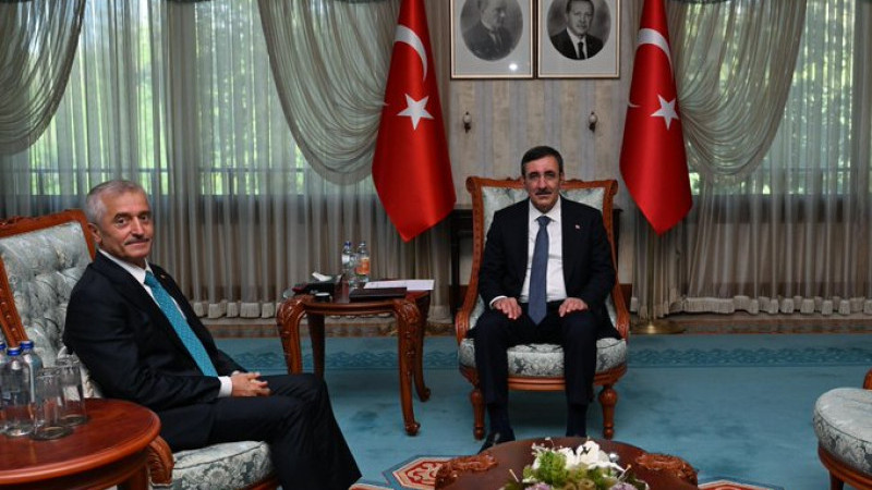 Tahmazoğlu’ndan önemli ziyaretler