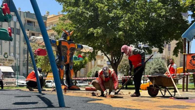 Haliliye Belediyesi’nden parklara bakım