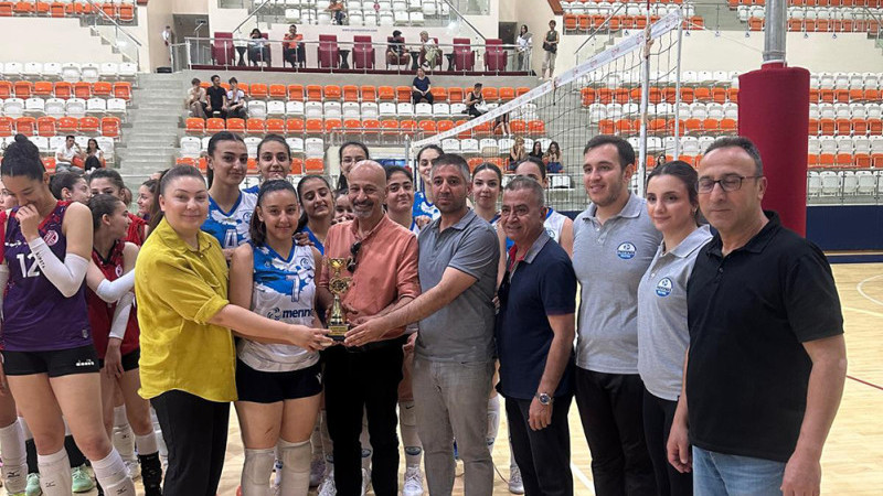 2. BETÜL ÇOBAN VOLEYBOL TURNUVASINDA ŞAMPİYON MERİNOS SPOR OLDU