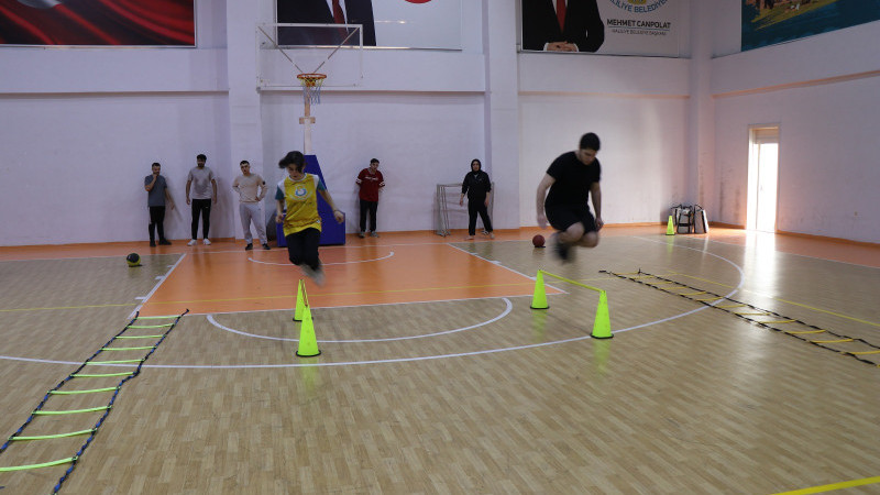 BESYO VE POMEM HAYALİ KURULAN GENÇLER HALİLİYE’DE HEDEFE KOŞUYOR