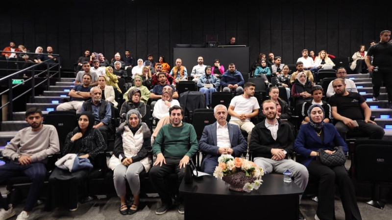 TAHMAZOĞLU, EVLİLİK OKULU ÇİFTLERİYLE BULUŞTU