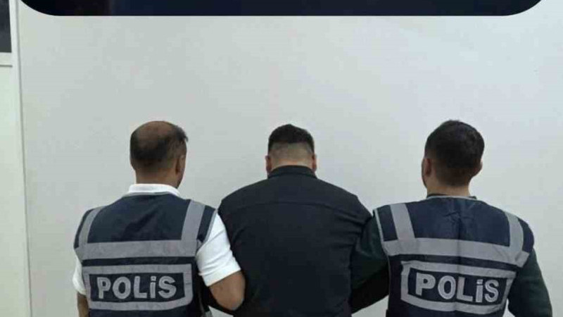 Aranan 2 şahıs yakalandı