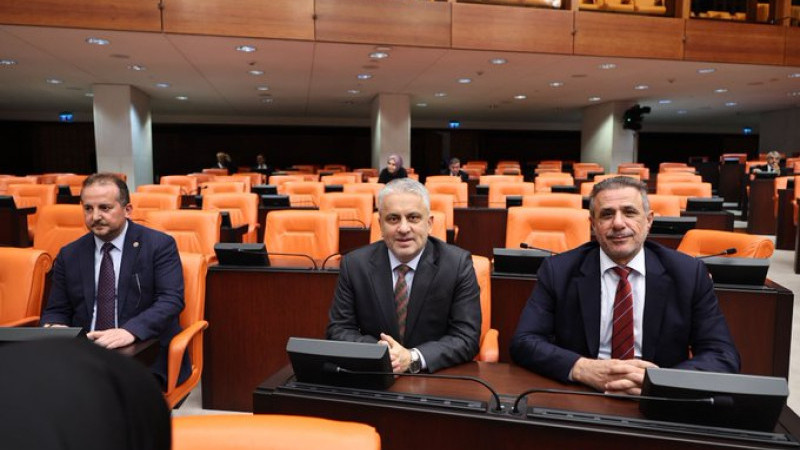 İrfan Çelikaslan yoğun tempoda çalışmalarını sürdürüyor