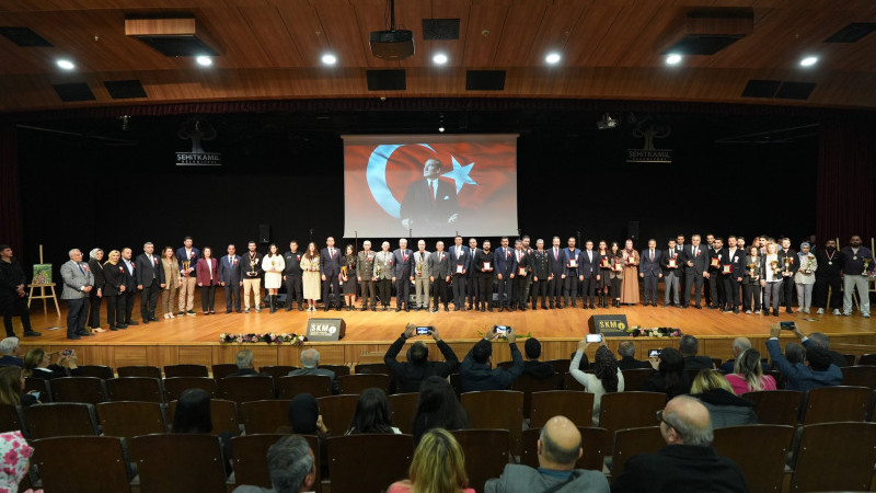 Öğretmenler günü kutlandı