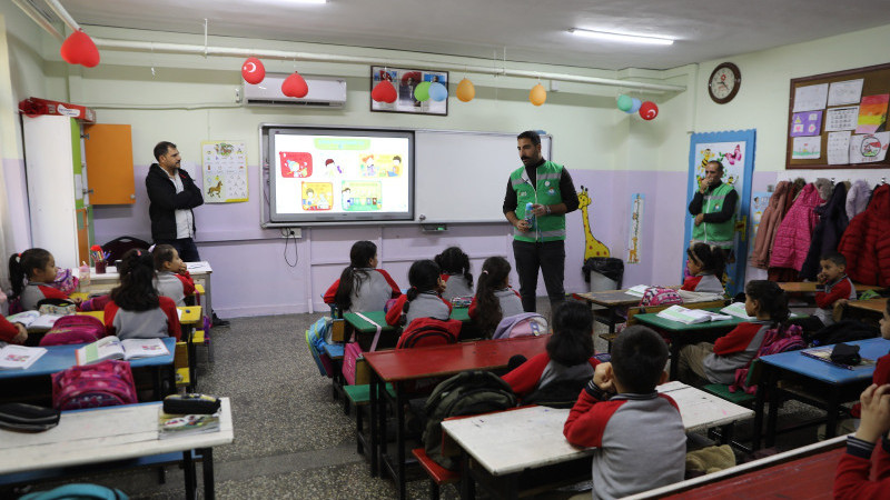 HALİLİYE BELEDİYESİ OKULLARDA SIFIR ATIK KÜLTÜRÜNÜ YAYGINLAŞTIRIYOR