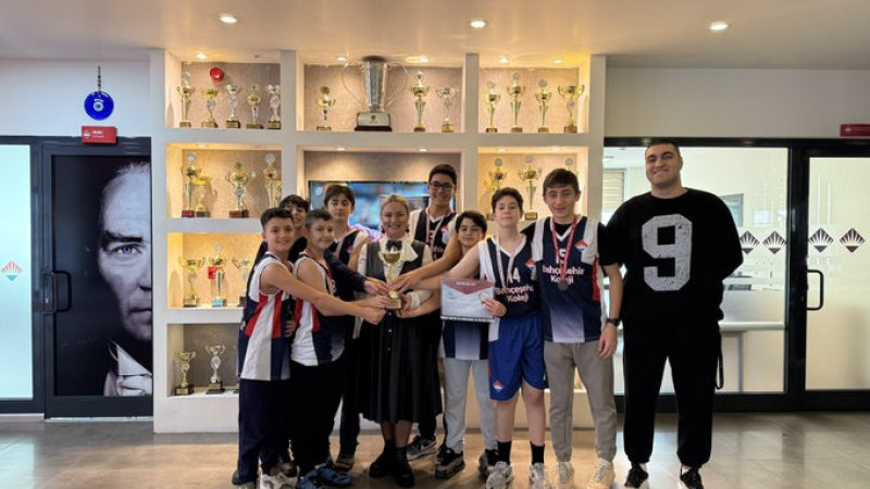 Bahçeşehir Koleji Gaziantep Kampüsü'nden basketbolda başarı