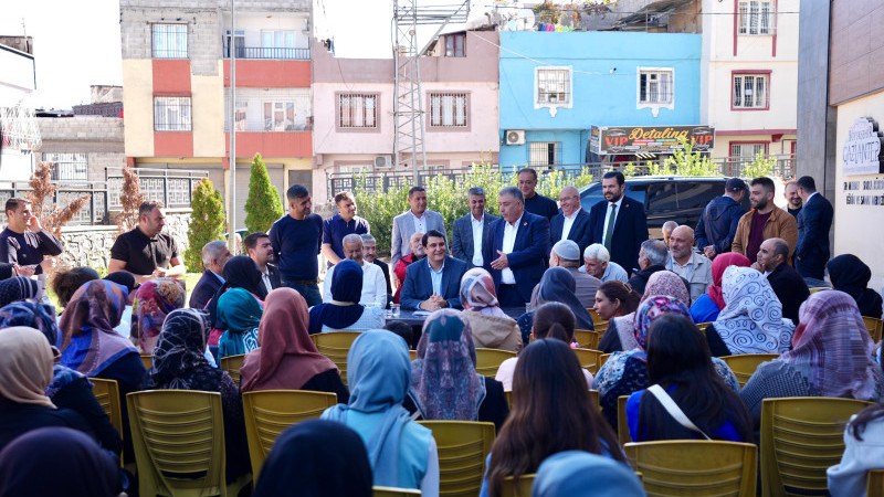 BAŞKAN YILMAZ, MEVLANA MAHALLESİ’NDE VATANDAŞLARLA BULUŞTU