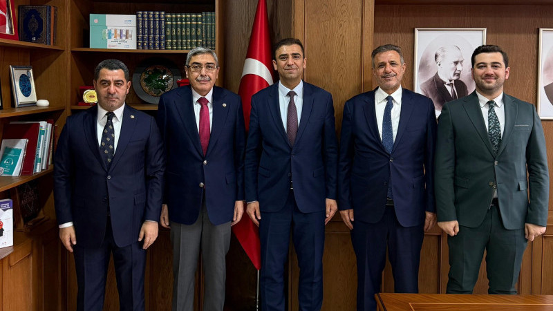 Vekillerden Dr. Erdal Kılınç’a hayırlı olsun ziyareti