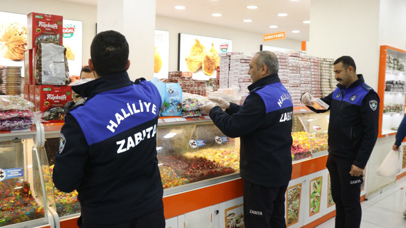 HALİLİYE’DE RAMAZAN BAYRAMI ÖNCESİ ŞEKERLEME VE TATLI DENETİMİ