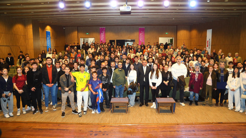 OYTUN ERBAŞ İNSAN AKLINI ANLATTI