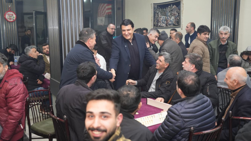 BAŞKAN YILMAZ VATANDAŞLA İÇ İÇE