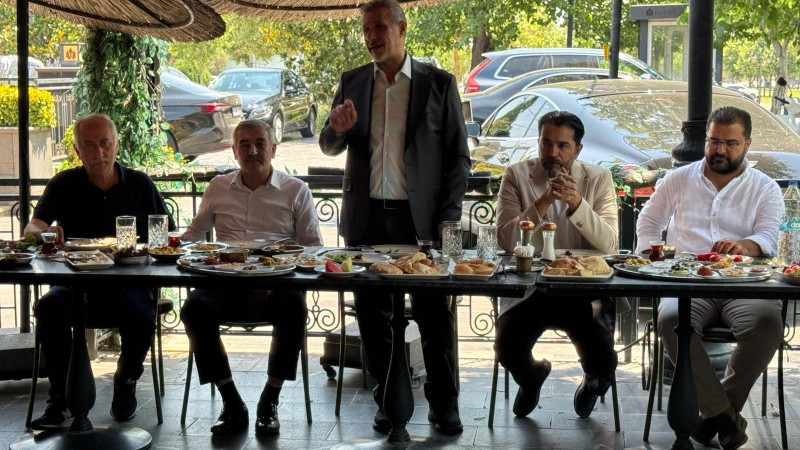 İrfan Çelikaslan, özel eğitim ve rehabilitasyon merkezi yöneticileriyle buluştu