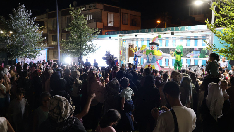 HALİLİYE’DE YAZ AKŞAMLARI KONSER VE ÇOCUK ŞENLİKLERİYLE ŞENLENİYOR