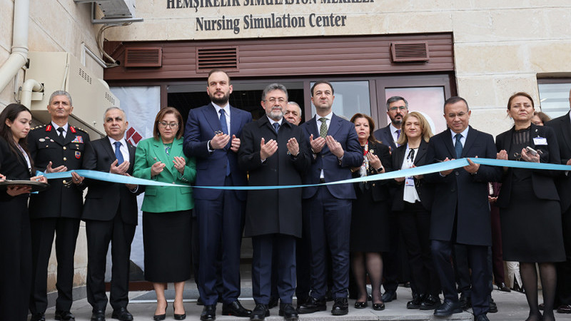 HKÜ’de Hemşirelik Simülasyon Merkezi ile İleri Araştırma ve Uygulama Laboratuvarı açıldı