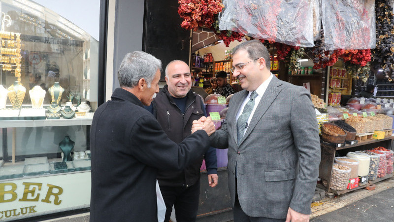 BAŞKAN CANPOLAT HALKLA İÇ İÇE OLMAYI SÜRDÜRÜYOR