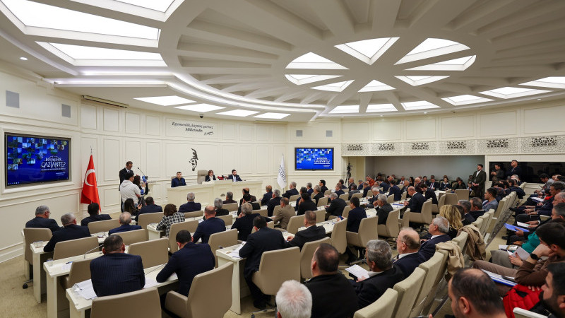 BÜYÜKŞEHİR BELEDİYE MECLİSİ'NDE GÖREV DAĞILIMI VE KOMİSYON SEÇİMLERİ YAPILDI