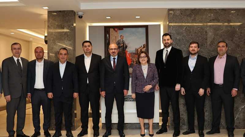 GAİMDER, MÜTEAHHİTLERİN SORUNLARINI FATMA ŞAHİN’E AKTARDI