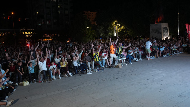ŞEHİTKAMİL’DE MİLLİ MAÇ COŞKUSU KORU PARK’TA YAŞANACAK